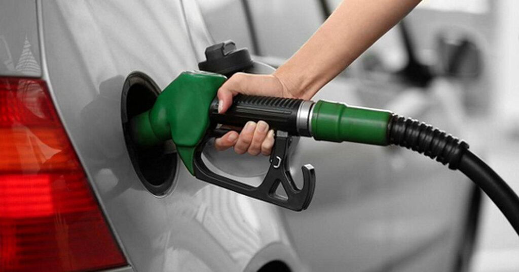 مصرف روزانه ۹۰۰ هزار لیتر بنزین در خراسان شمالی
